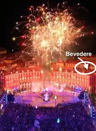 On Place Massena Apartment