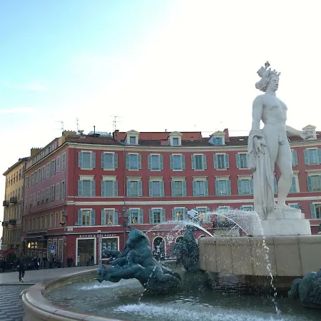 Apartment On Place Massena
