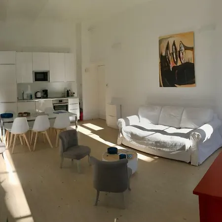 On Place Massena Apartment